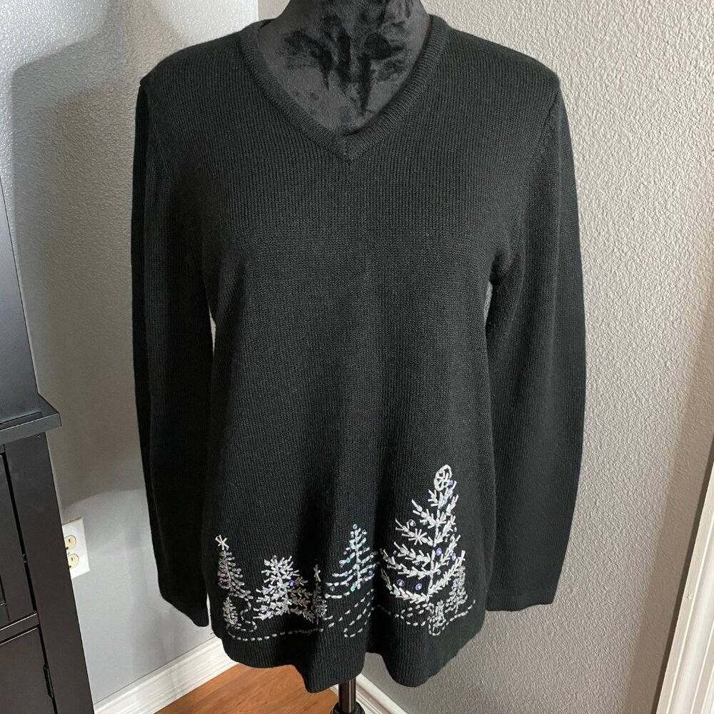 White Stag‎ Holiday Sweater Size M Black Sequin Beaded Christmas Tree Winter